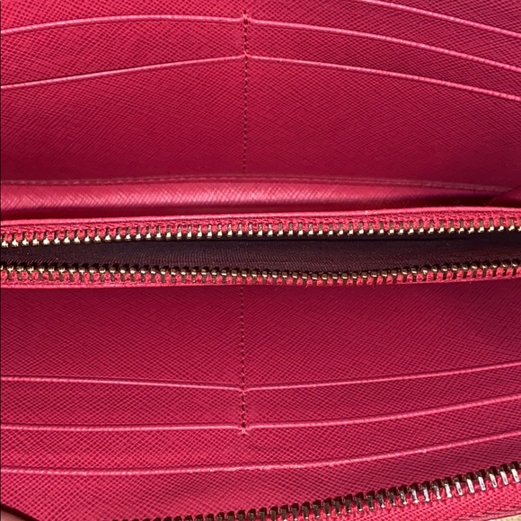 Authentic Prada wallet - Picture 6 of 10